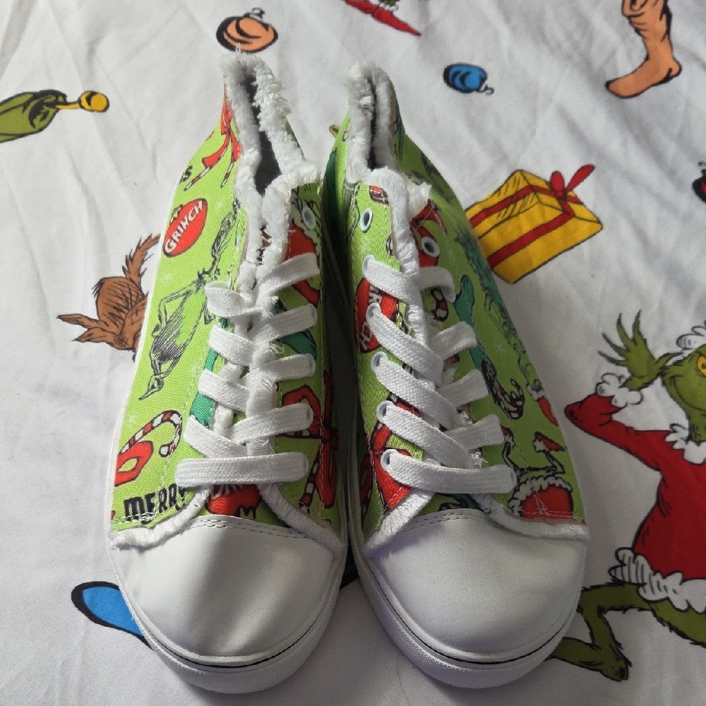 Grinch Sneakers